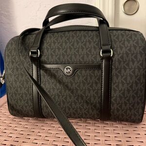 Michael Kors Black Satchel Bag and wallet